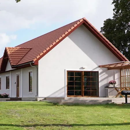 Private Near Paernu & Valgeranna Дом отдыха Audru